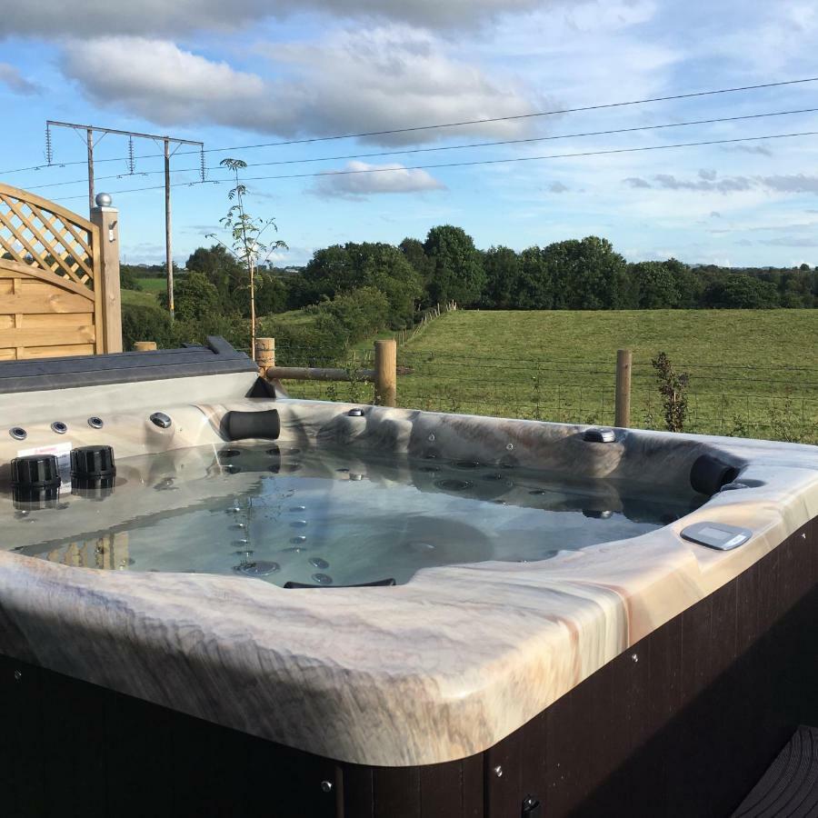 Arvalee Retreat With Outdoor Hottub Bed & Breakfast Omagh Ngoại thất bức ảnh